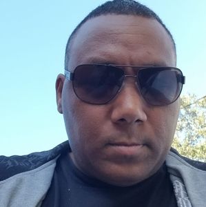 Meet your Posher, Ariel el moro